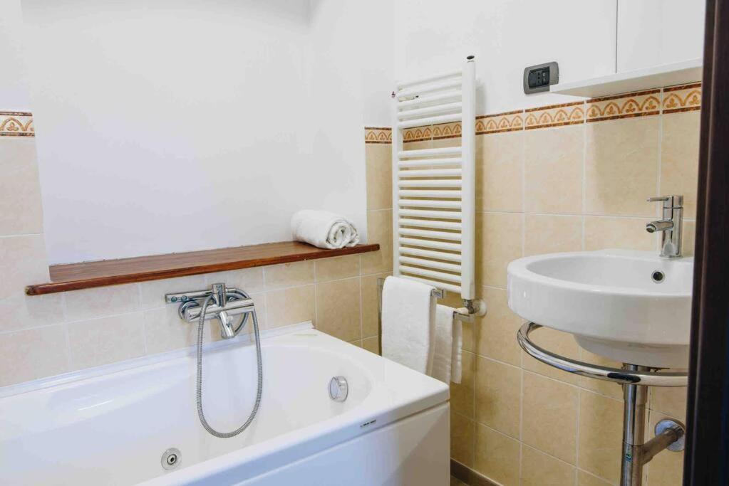 Apartament La Terra Del Mare La Spezia Zewnętrze zdjęcie